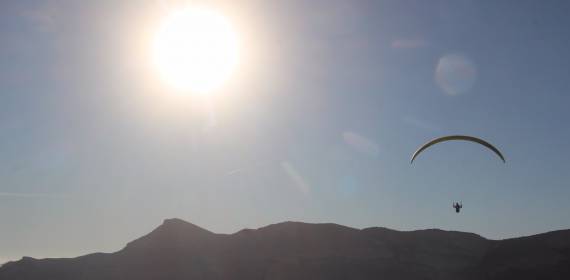 Alicante guiding paragliding and tandem flights 